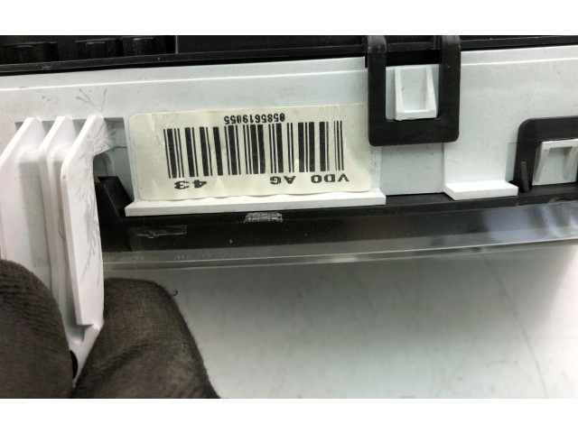 Přístrojová deska Toyota Avensis T220 1999 8380005430