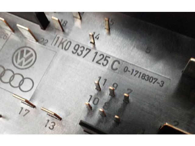   Pojistková skříňka 1K0937125C, 7M0951253A   Volkswagen Tiguan 2009