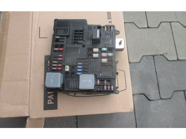 Блок предохранителей 31473588   Volvo XC90    