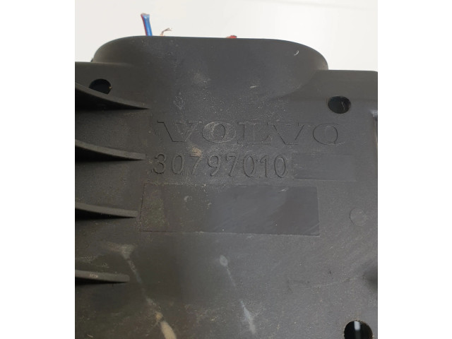 Pojistková skříňka 30797010 Volvo XC90 2007