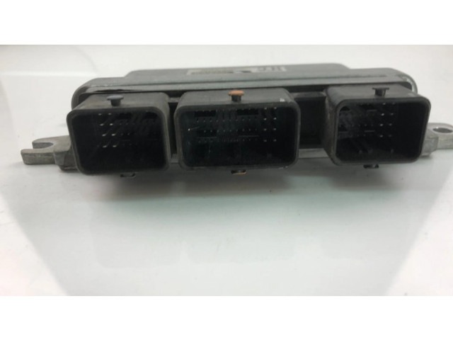 Řídící jednotka MEC951030 Nissan Qashqai+2 2010