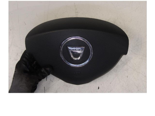 Подушка безопасности водителя    Dacia Duster