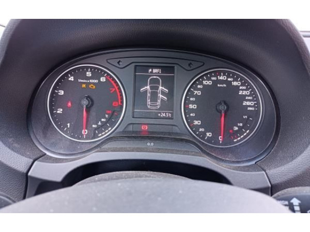 Панель приборов Audi A3 S3 8V