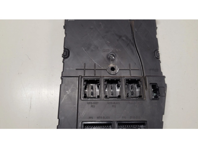 Блок комфорта 8200606830 Renault Scenic II - Grand scenic II