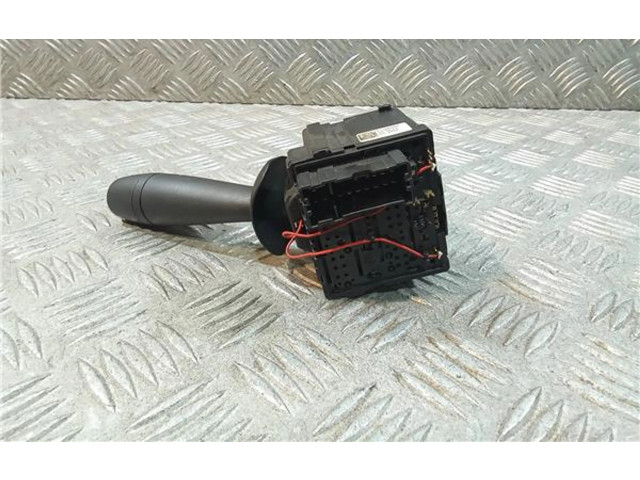 Переключатель дворников E1109569   Dacia Logan II