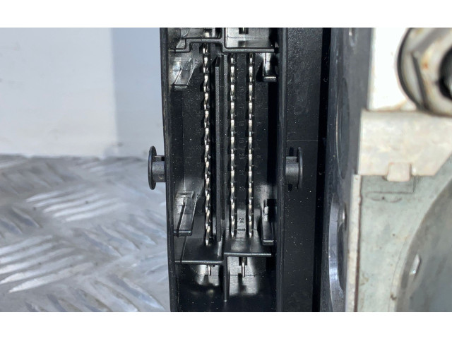 Блок АБС 5Q0907379R Skoda Octavia Mk3 (5E) 2013 - 2019 года