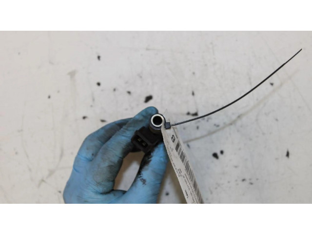 Vstřikovač Chevrolet Captiva pro benzínový motor 2.4