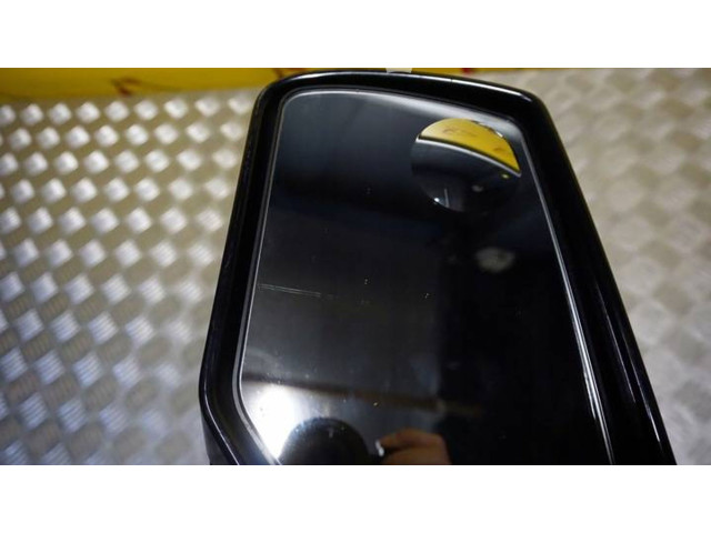 Зеркало электрическое Chevrolet Tahoe - года