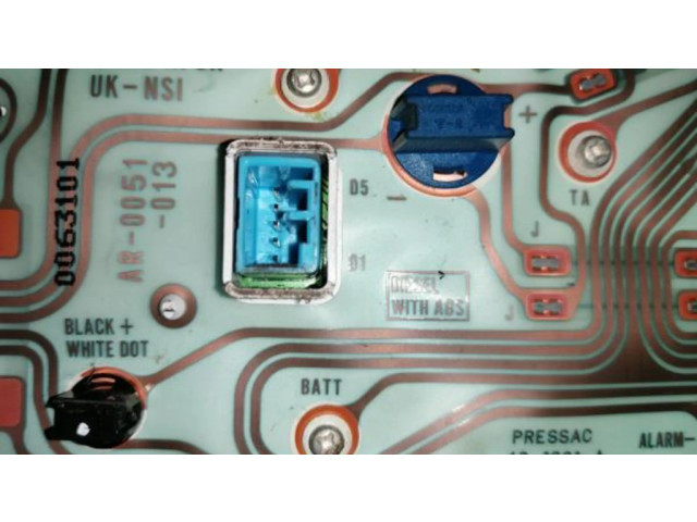 Панель приборов AR0051014 Rover 25