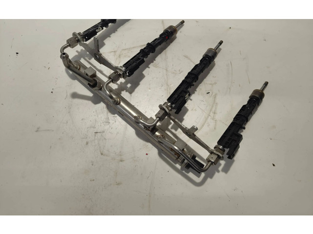 Vstřikovací lišta 7852403 BMW M5 F90