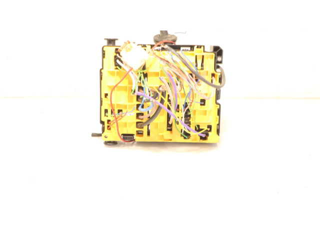 Pojistková skříňka Peugeot 301 2016