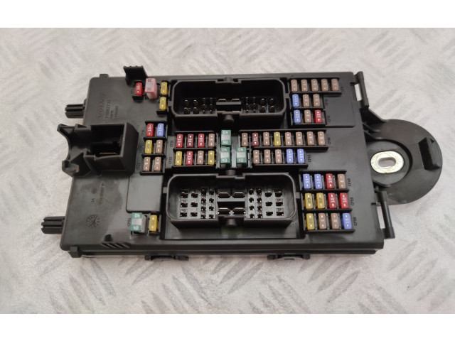 Pojistková skříňka 31682732 Volvo XC60 2020