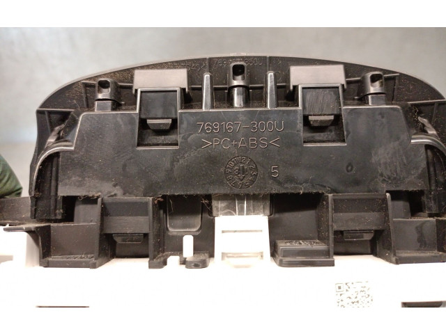 Панель приборов 769167300U, B000795380   Peugeot 108       