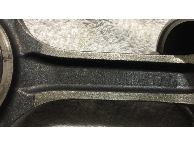 Píst ATE00, RFGK206205BA   Ford Transit  pro naftový motor 2.0  