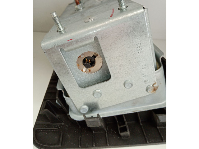 Подушка безопасности пассажира Ford Fusion