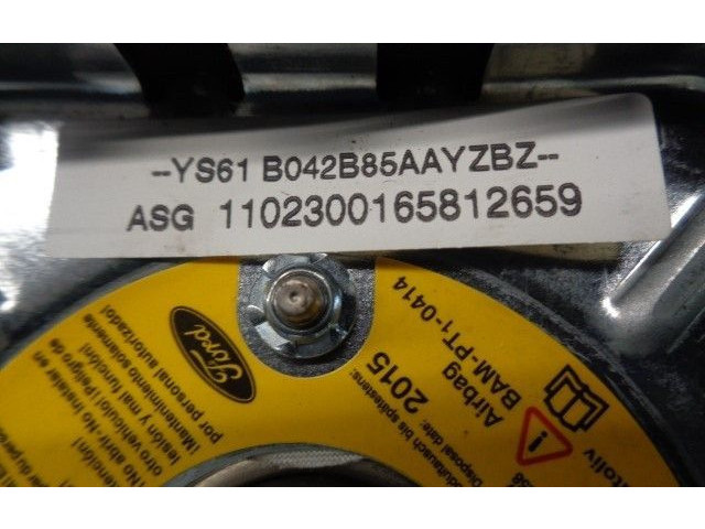 Подушка безопасности водителя YS61B042B85AA   Ford Puma