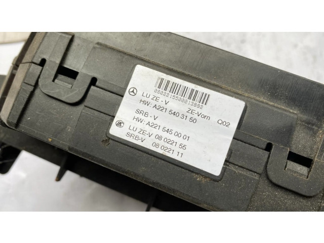 Блок предохранителей A2215403150, 2215403150   Mercedes-Benz S W221    