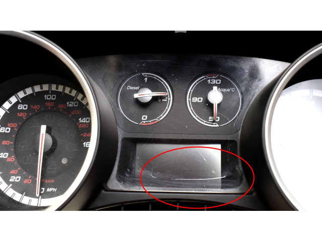 Přístrojová deska Alfa Romeo Giulietta 2012 50516479