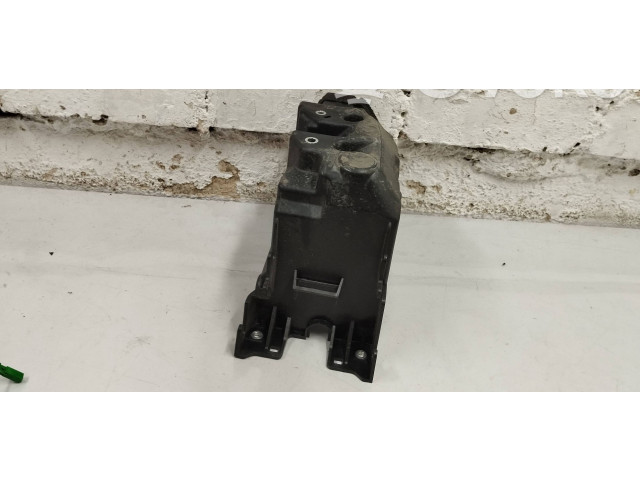 Блок предохранителей  31353780   Volvo XC90    