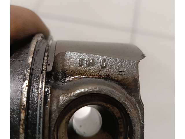 Píst 0851e   Ford S-MAX     