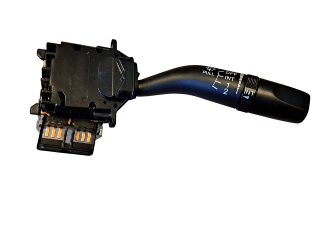 Ручка стеклоочистителей 17B122 Mazda 626