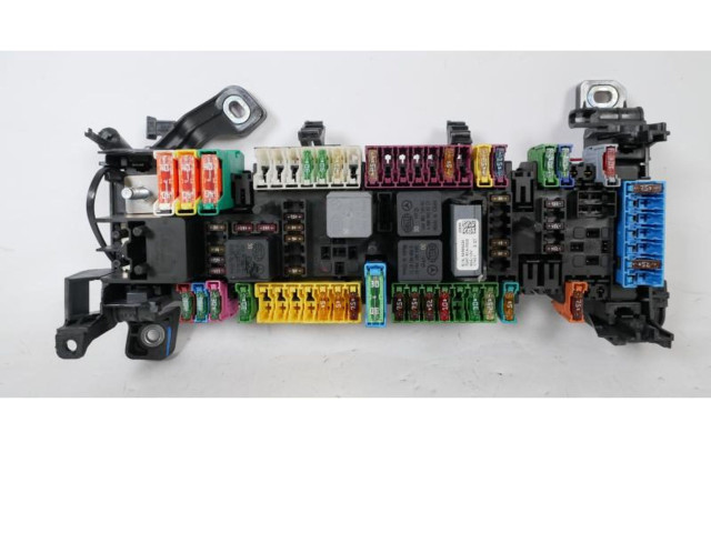 Pojistková skříňka 704TR1AF025 Mercedes-Benz CLA C117 X117 W117 2013