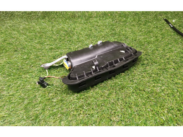 Vstřikovač 4E0880241 Audi A8 S8 D3 4E