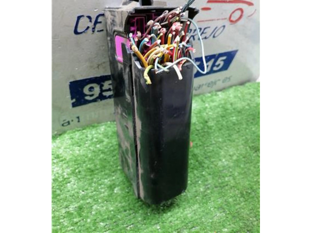 Pojistková skříňka Skoda Roomster (5J) 2010