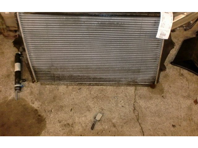 Радиатор интеркулера     Volvo S80   