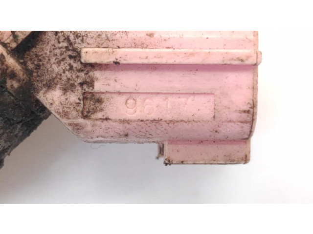 Vstřikovač JS234, 9617   Nissan Pathfinder R50  pro benzínový motor 3.3  