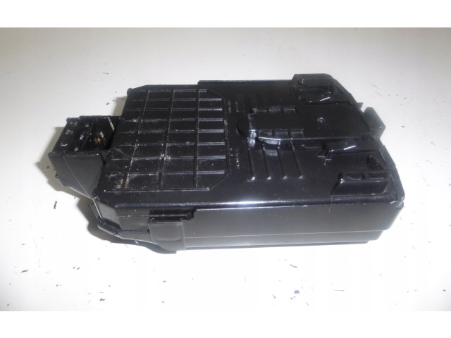 Блок предохранителей 284B94GB0A Infiniti Q50