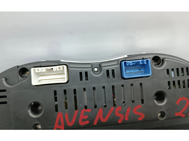 Přístrojová deska Toyota Avensis T250 2005 8380005610H, MB2574109845