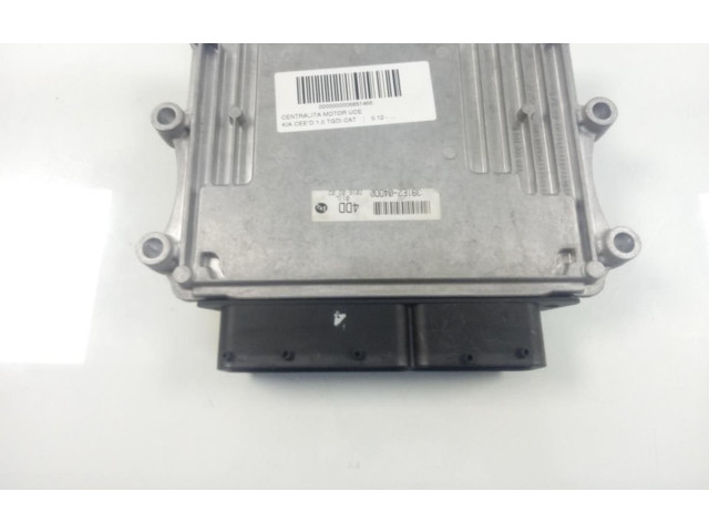 Блок управления двигателем Блок управления 391F204DD0 KIA Ceed