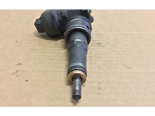 Форсунка 038130073BP Skoda Fabia Mk2 (5J)