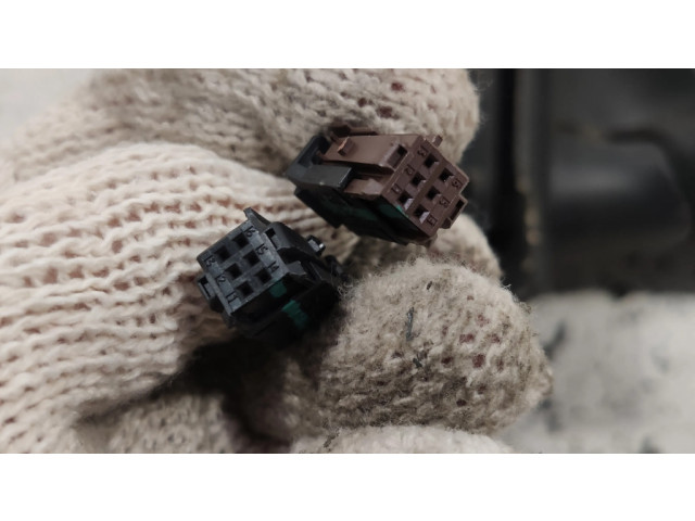 Зеркало электрическое     правое   Citroen C2     