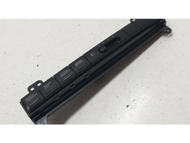 Мултифункционный включатель управления / ручка