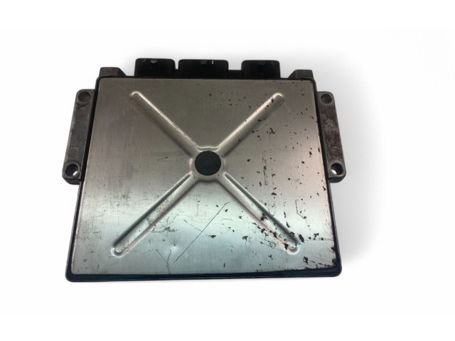 Блок управления двигателем Блок управления 30729351   Volvo V70