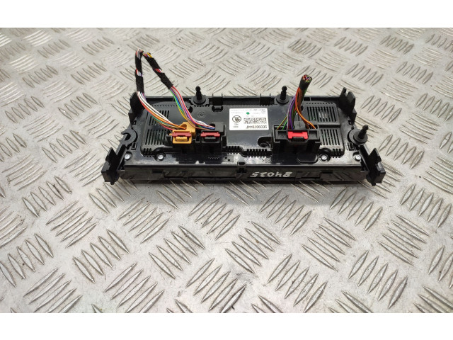 Блок управления климат-контролем 5E0907044F Skoda Octavia Mk3 (5E)