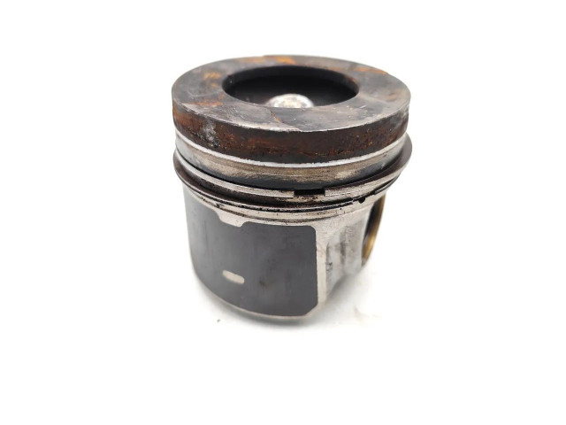 Píst    Ford Transit Custom     