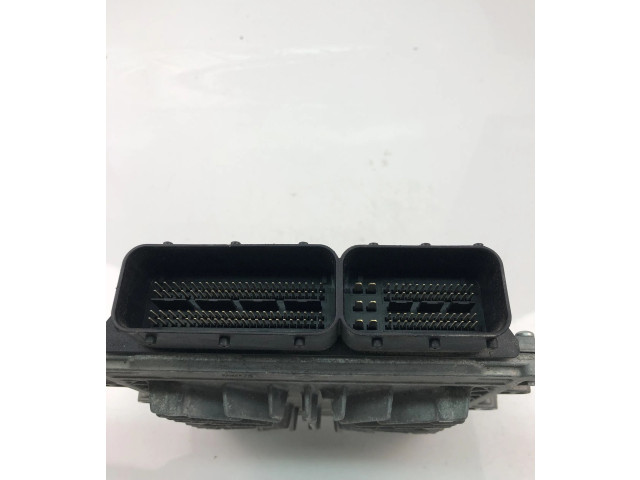 Блок управления двигателем Блок управления 31303095AC, 0281016616   Volvo V70