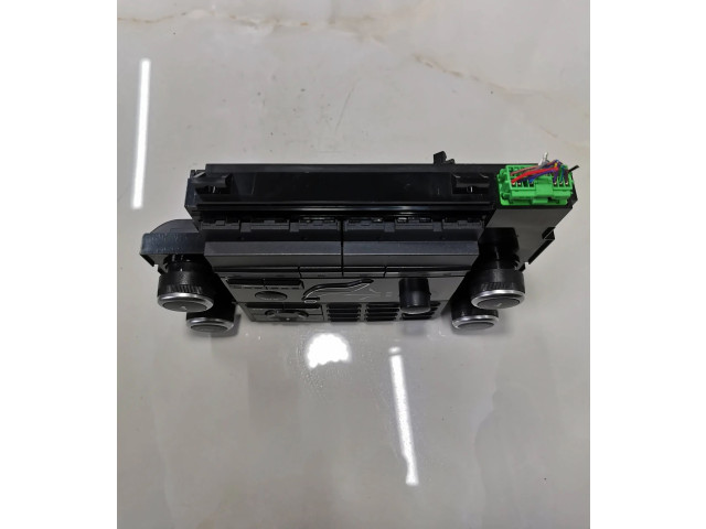 Блок управления климат-контролем 30782903, 09W22E01   Volvo V70