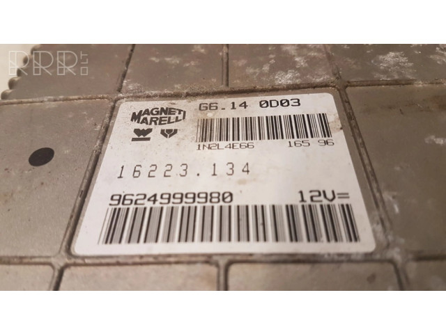 Блок управления двигателем Блок управления 16223134, G6140D03   Peugeot 306