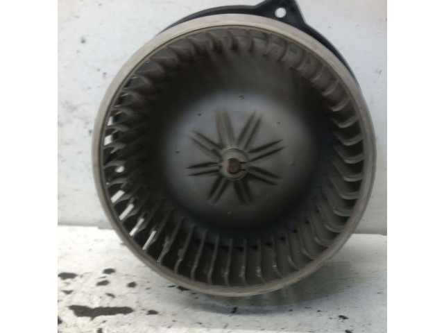 Вентилятор печки Toyota Yaris Verso