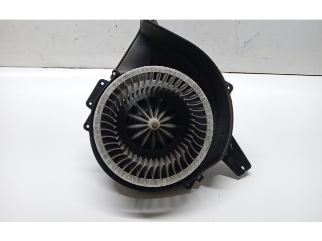 Вентилятор печки    6R1819015A, 6R1819015A   Skoda Fabia Mk3 (NJ)