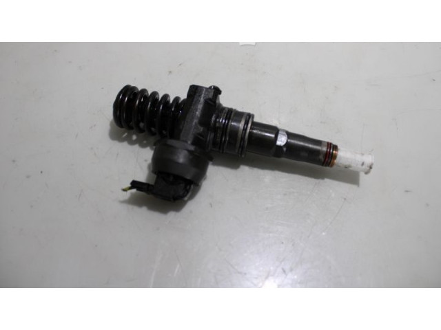 Форсунка 0414720215    Skoda Fabia Mk2 (5J)   