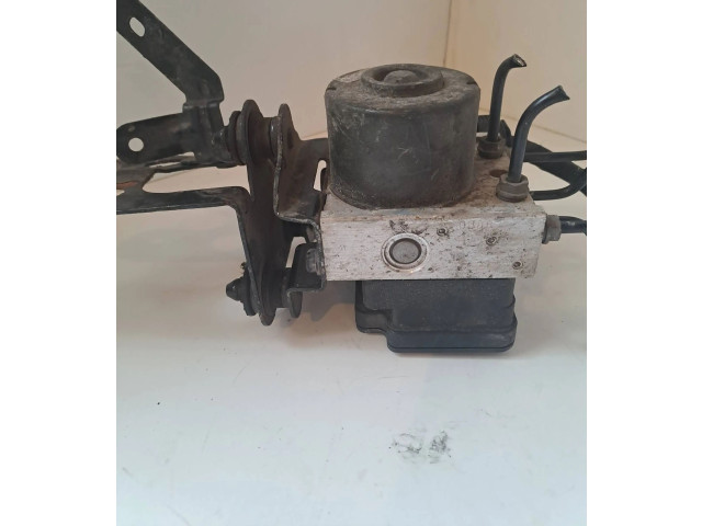 Блок АБС 2K0907379A, 00009496E2 Volkswagen Caddy 2004 - 2010 года