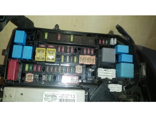   Pojistková skříňka 8264175080, 72818792   Lexus CT 200H 2011