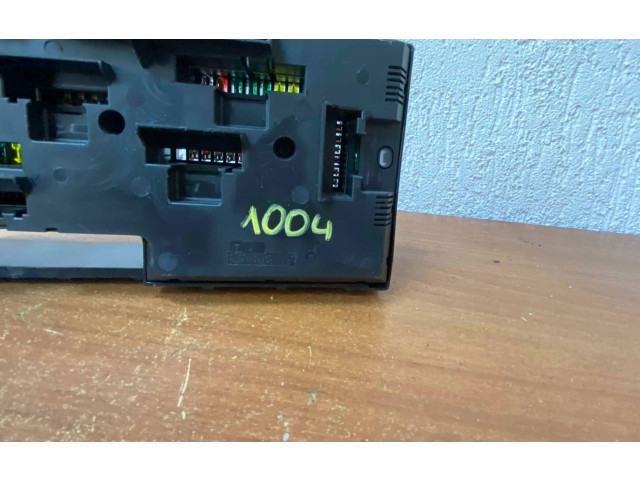 Pojistková skříňka 925281501, 1004 KIA Niro 2023