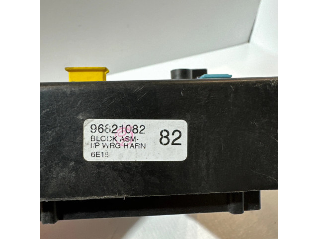 Блок предохранителей 96821082   Chevrolet Captiva    