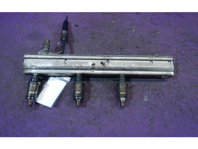 Топливная рампа    Honda Accord   для двигателя F22Z2